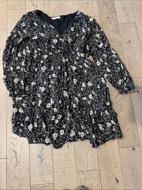 And now this  Floral V-Neck Tiered Dress